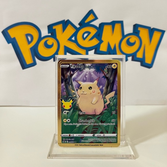 Pokémon Pikachu 005/025  - Celebrations 25 - Metal Gold Card Fan Art - Picture 1 of 3